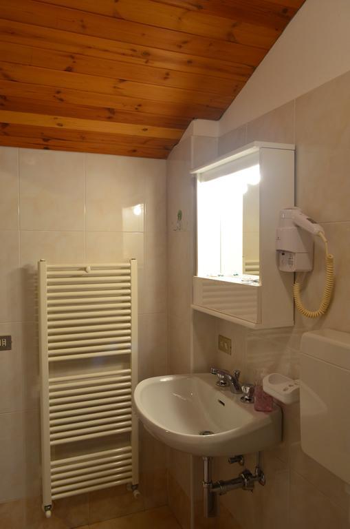 Campodolcino Camping Zimmer foto