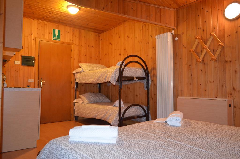 Campodolcino Camping Zimmer foto